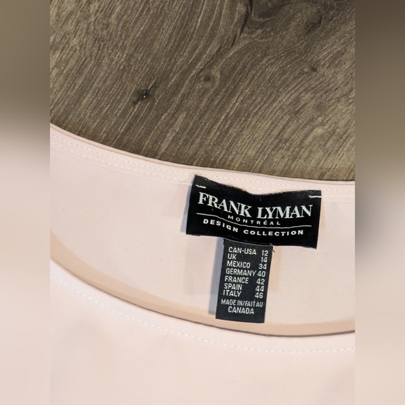 Frank Lyman Design Light Pink Tie-Front Crop Top. Dolman Sleeves. Shiny Material - Picture 3 of 11